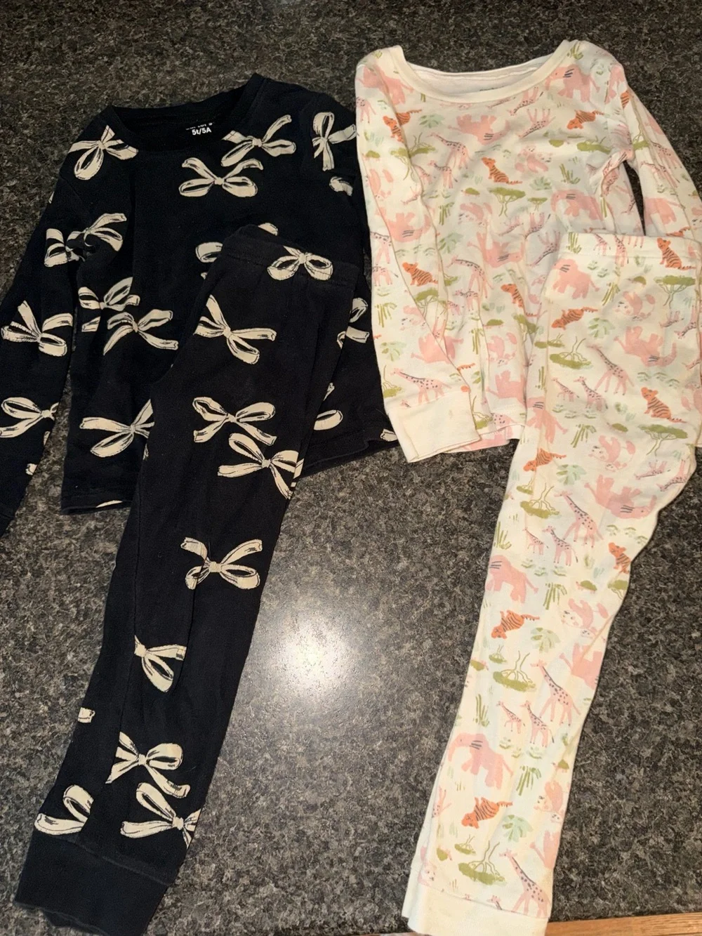 ⭐️ Carter's Black Bow & Cream Safari Print Kids Leggings Set